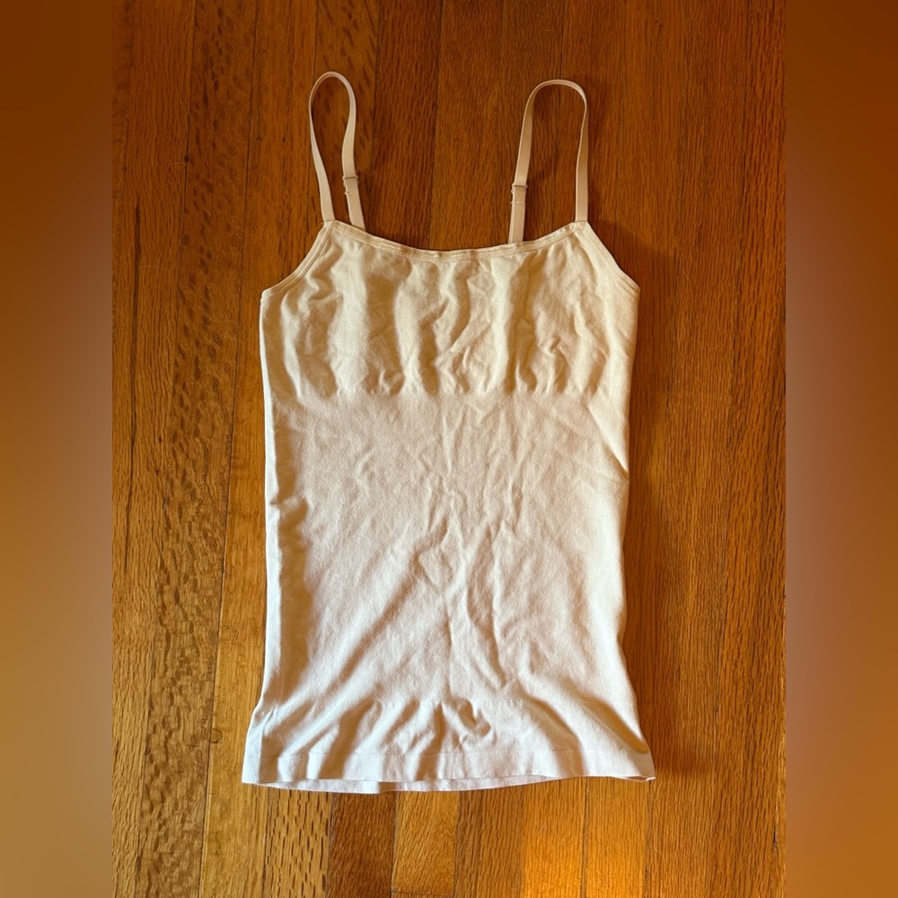 YUMMIE…light, nude camisole, shapewear.  Sz M/L